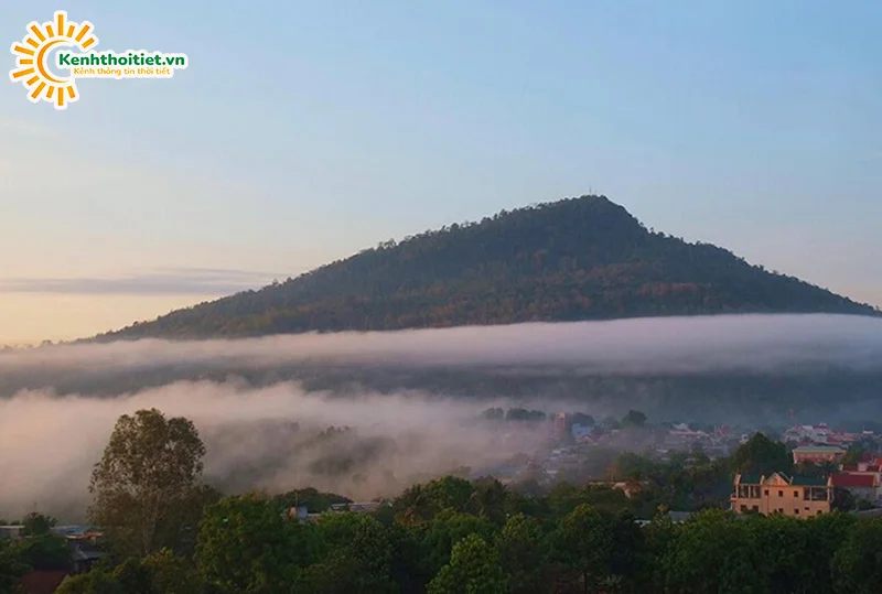 Núi Bà Rá tỉnh Bình Phước Núi Bà Rá tỉnh Bình Phước